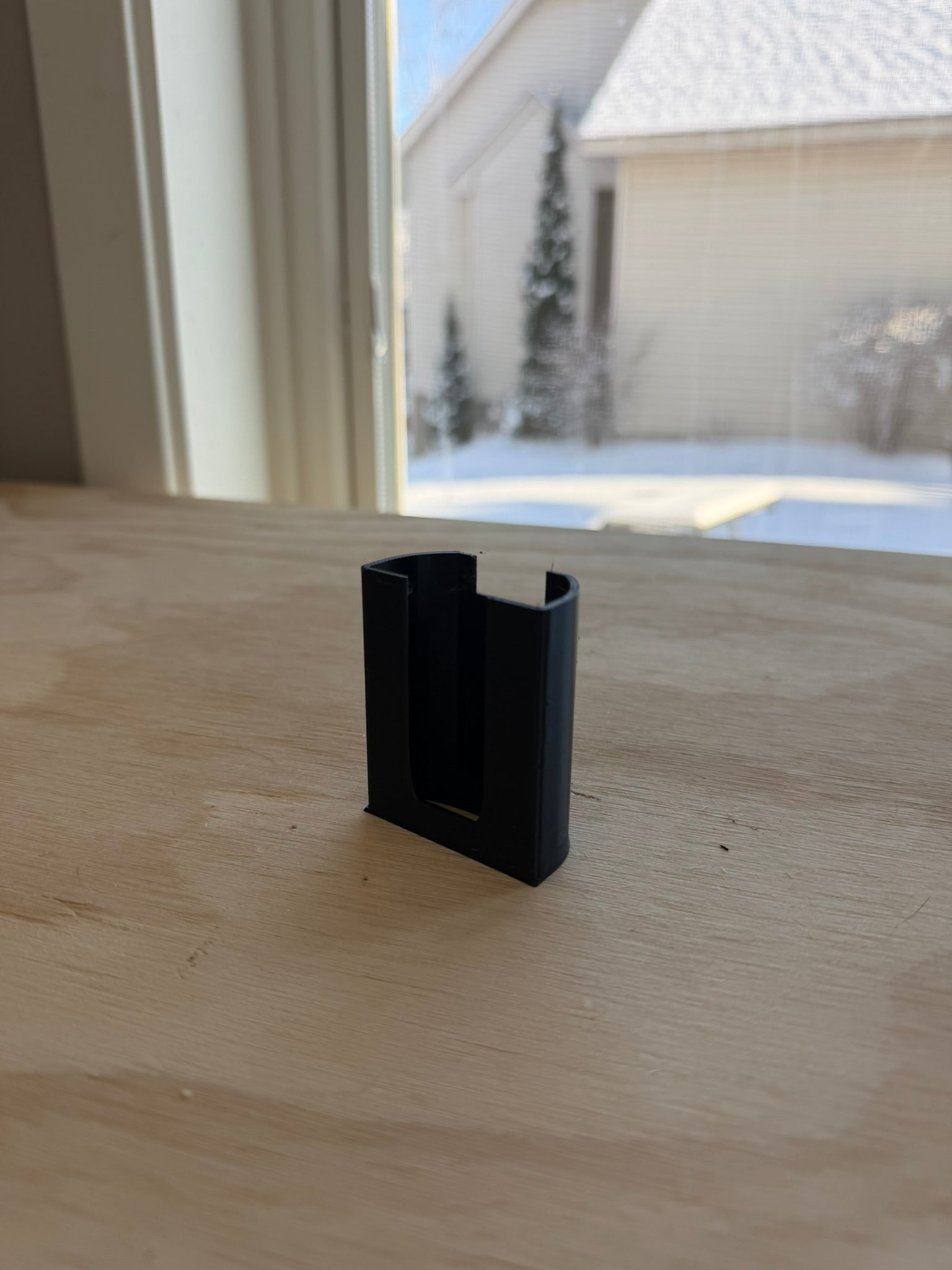 Roku remote wall mount-Never lose your remote again.