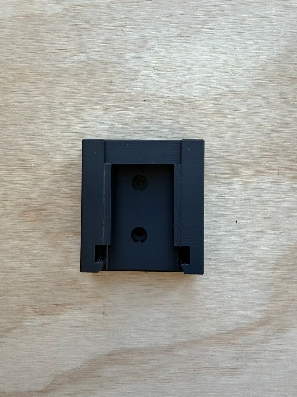 Milwake M14 battery wall mount