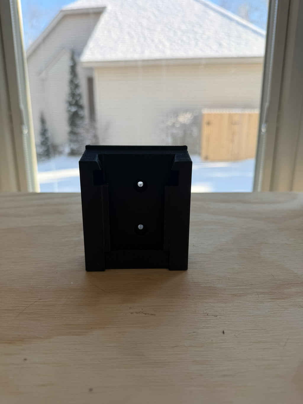 Milwake M14 battery wall mount