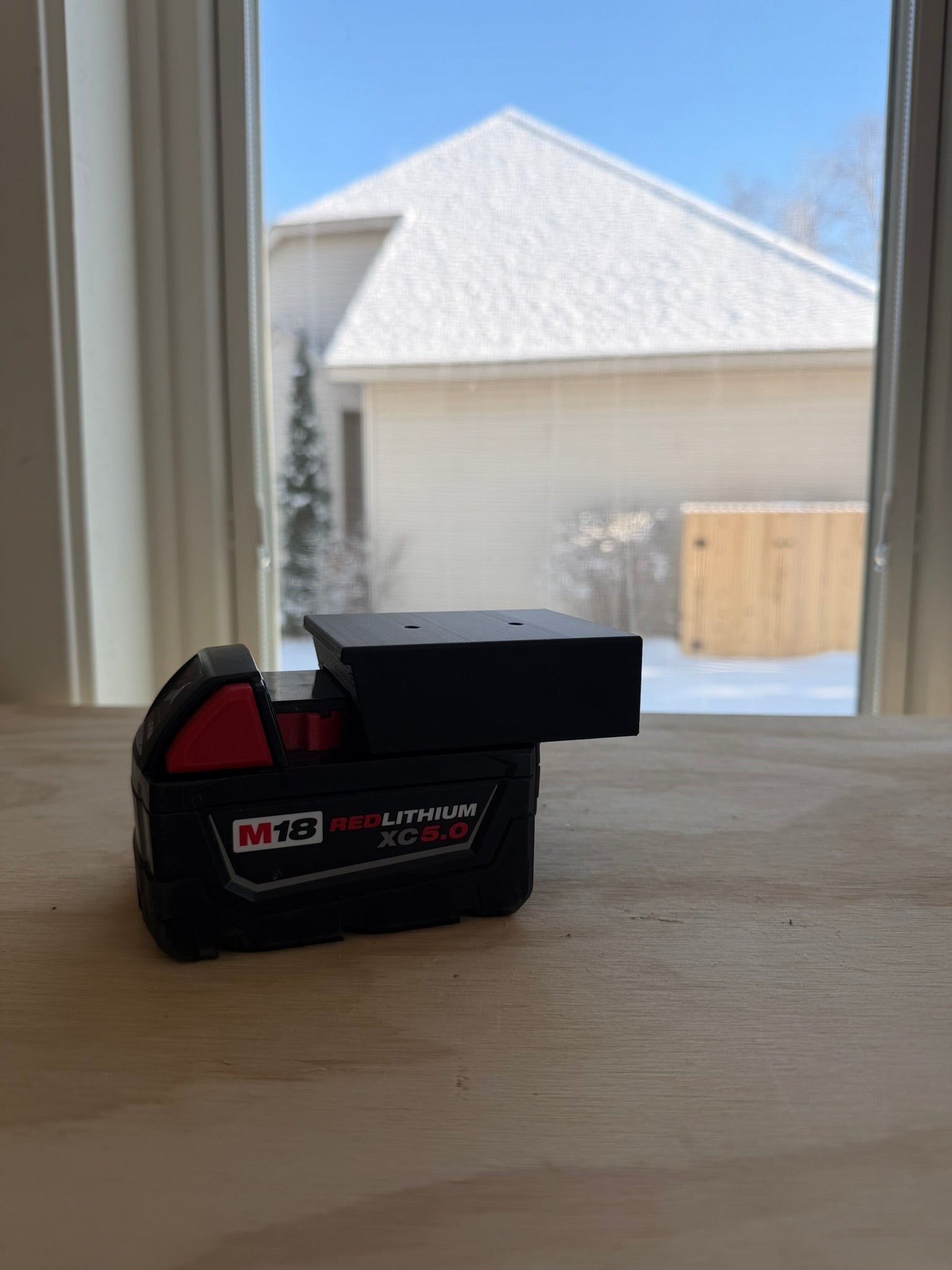 Milwake M14 battery wall mount