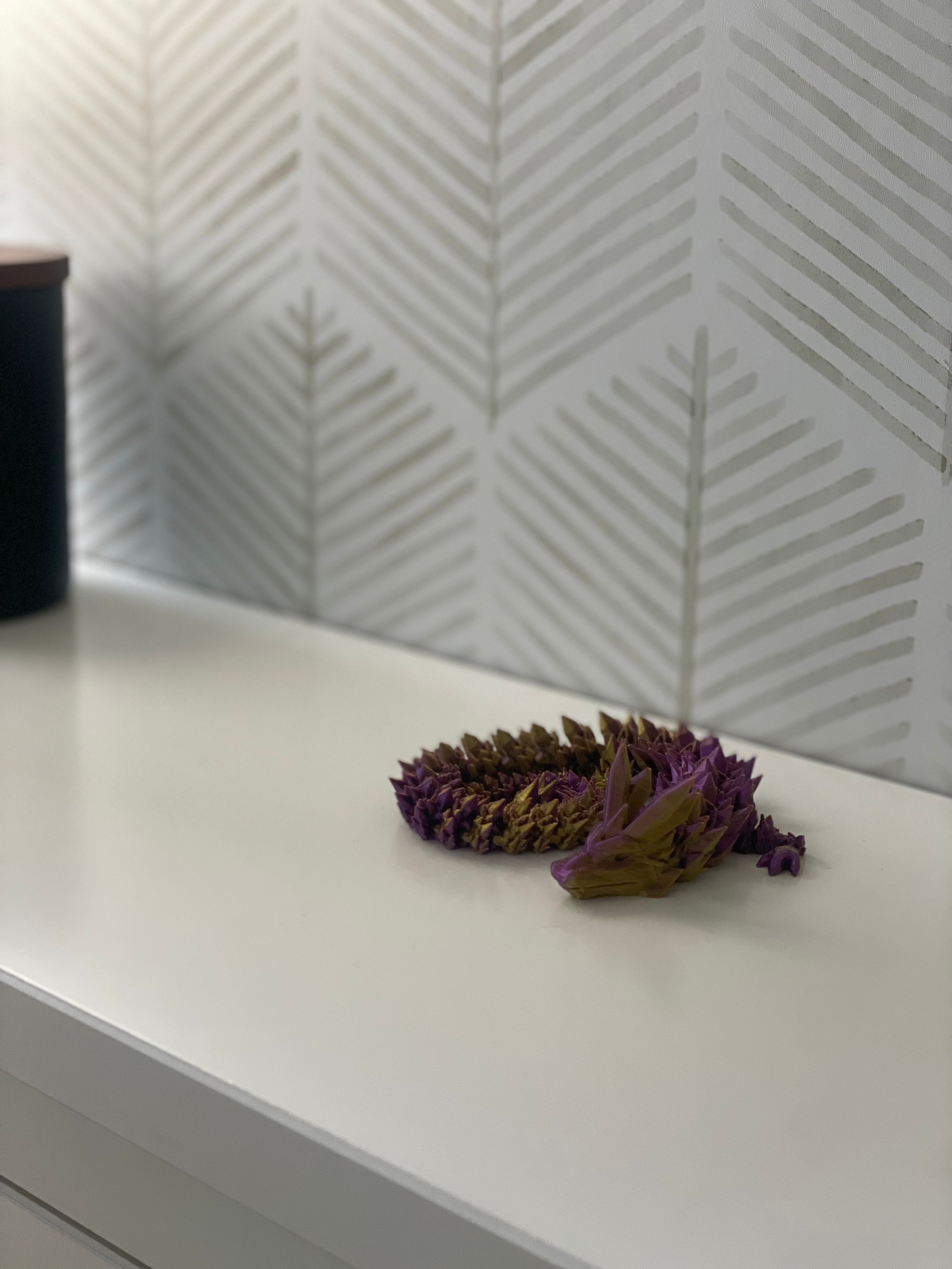 Mini articulated crystal fantasy dragon